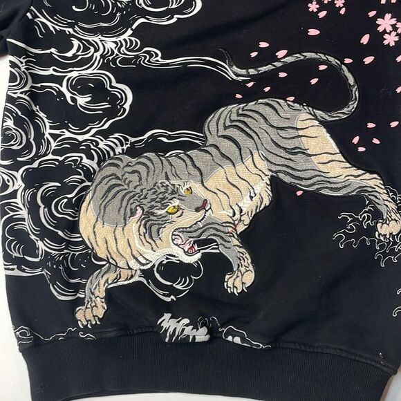 Koisea Sukajan-Style Tiger Embroidered Black Sweatshirt Unisex Sz M - Picture 7 of 8